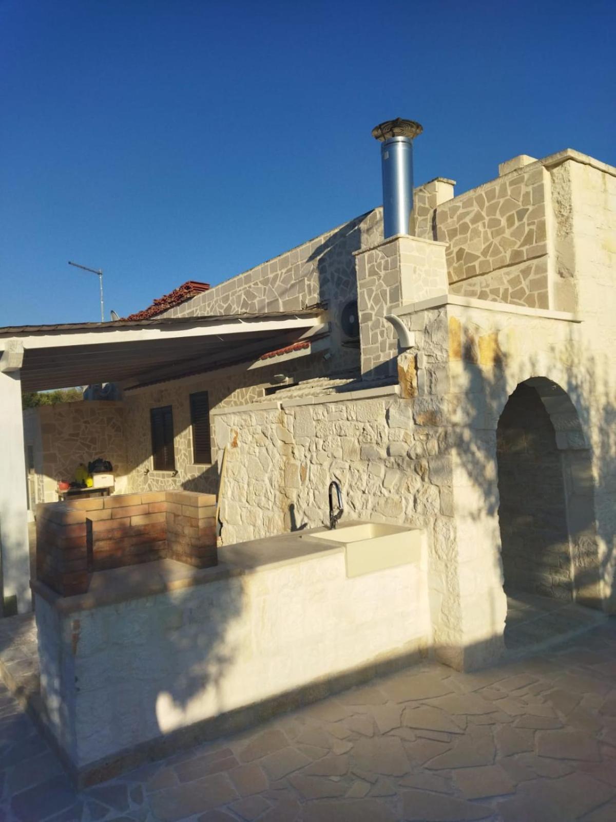 Villa Brachychiton オストゥーニ エクステリア 写真
